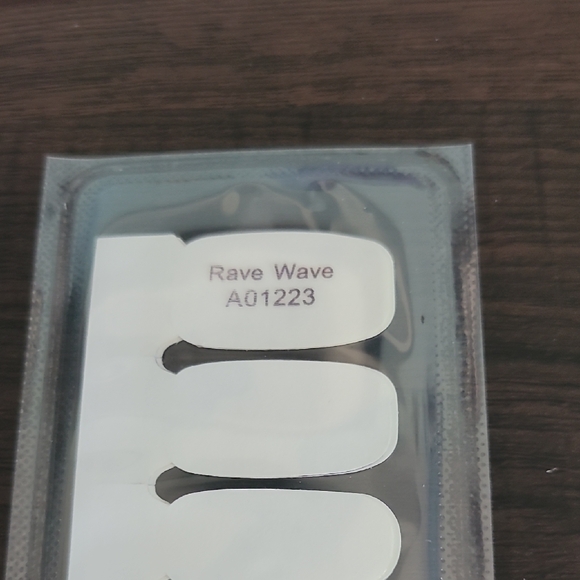 Color Street Rave Wave - Picture 2 of 2